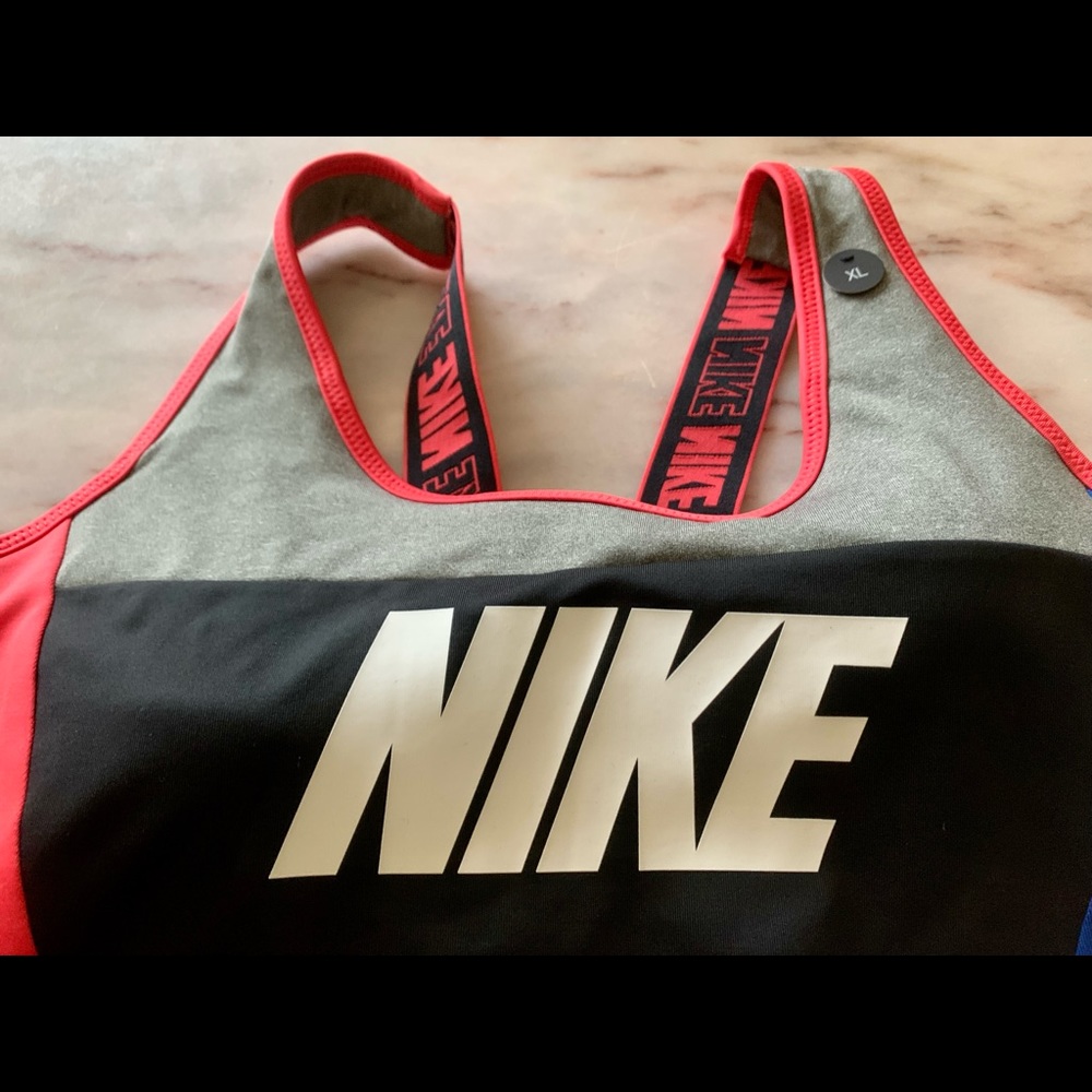 Nike Sports Bra!! Size XL_ NWT - Picture 2 of 10